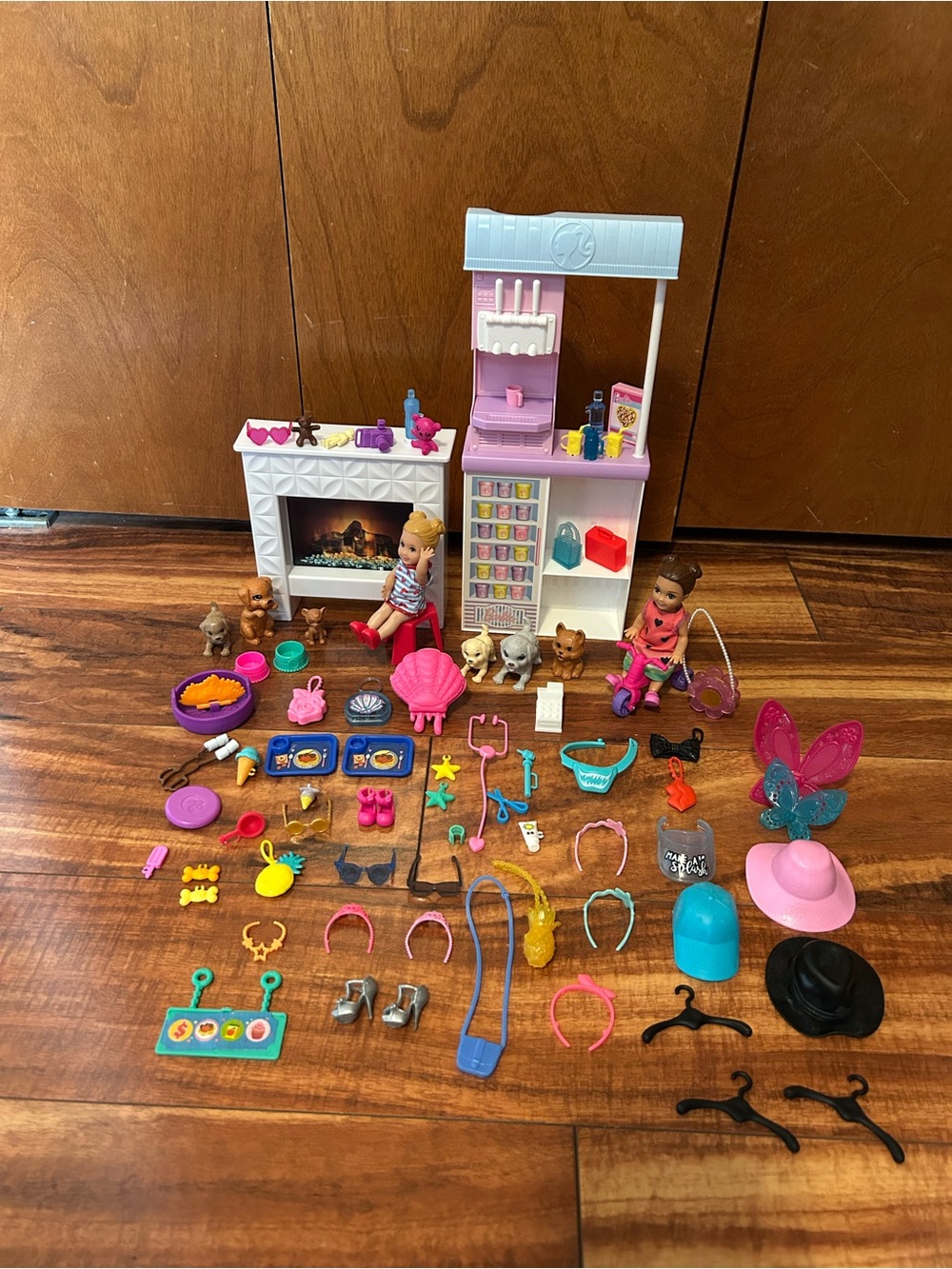 Barbie Furniture and Accessory lot